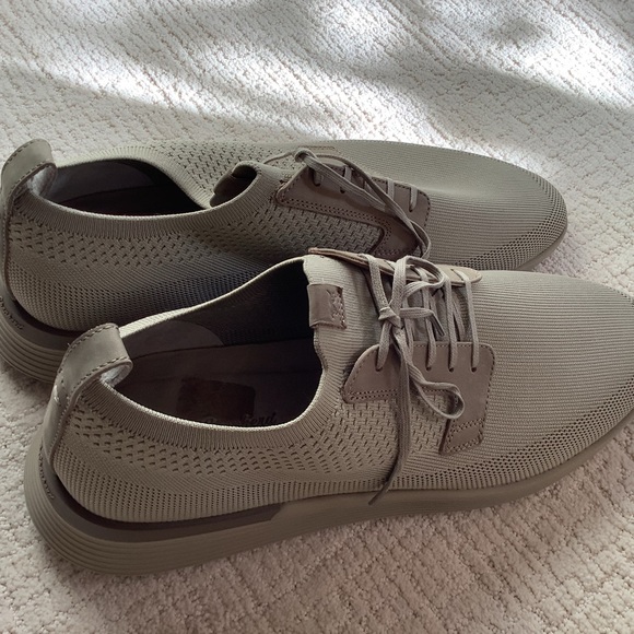 Wolf & Shepherd Taupe Super Comfort Dress Shoes - Picture 5 of 12